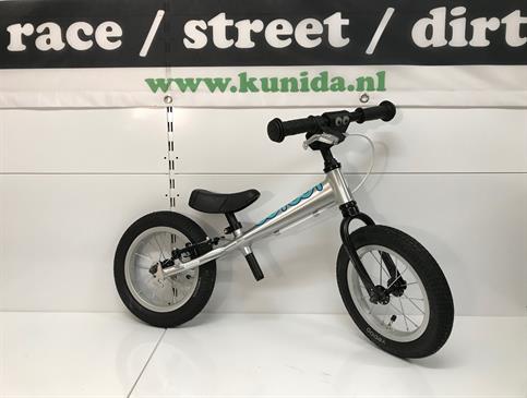 Maat	: 280 Micro 12,5"
Merk	: Yedoo
Type	: Too Too 2019 
N / G	: Nieuw